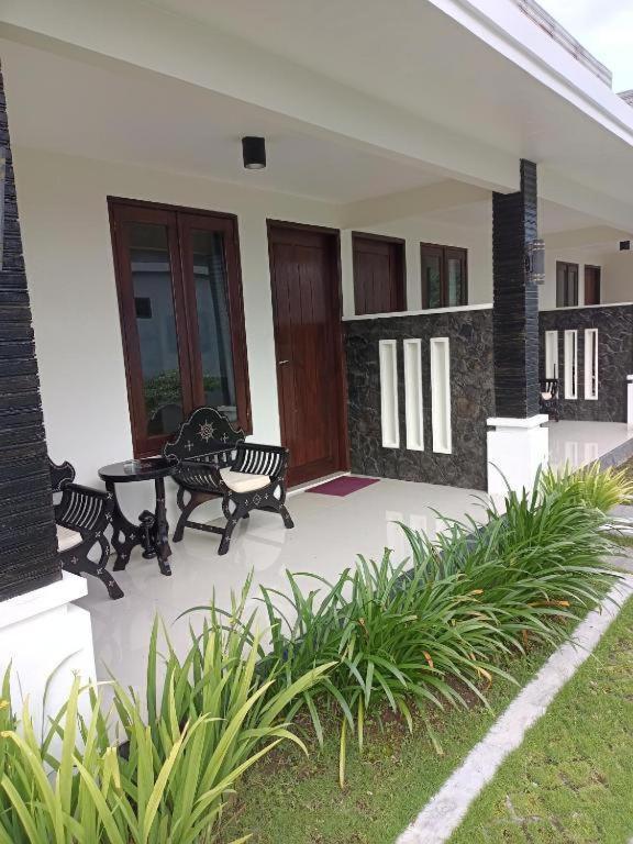 Sapak Bungalow Selong Belanak Buitenkant foto