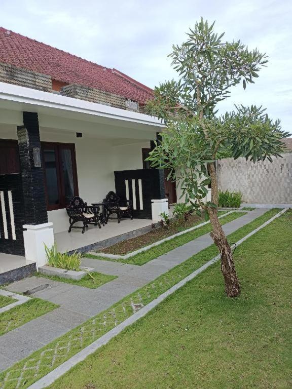 Sapak Bungalow Selong Belanak Buitenkant foto