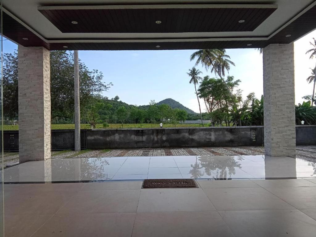 Sapak Bungalow Selong Belanak Buitenkant foto